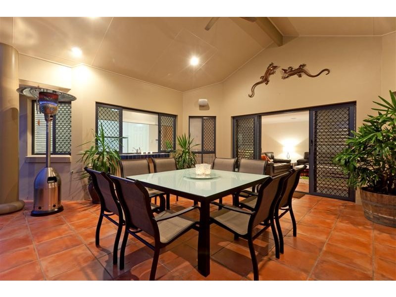 76 Allan Day Drive, Wellington Point QLD 4160