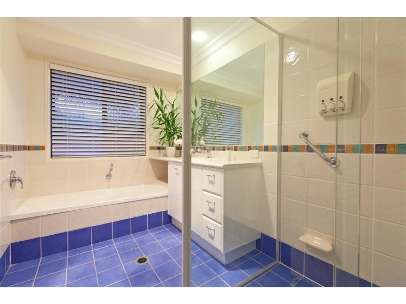 76 Allan Day Drive, Wellington Point QLD 4160