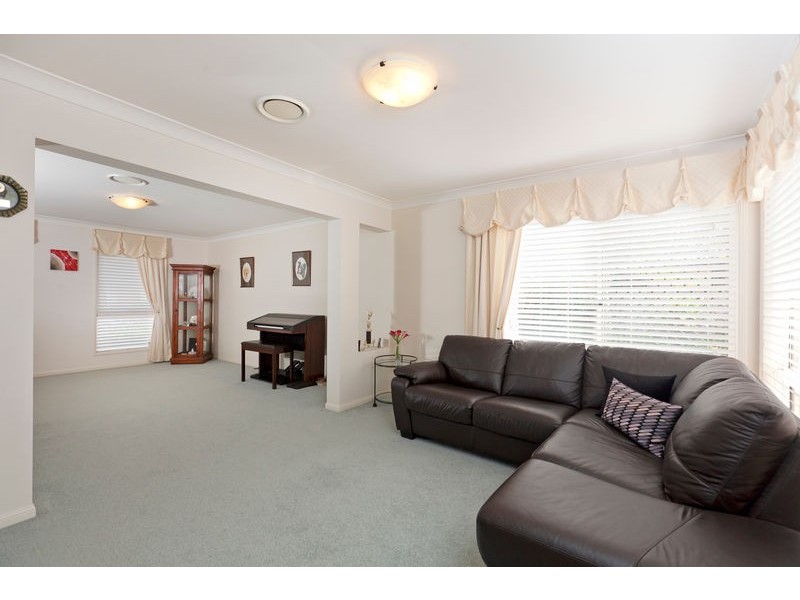 21 King Island Drive, Wellington Point QLD 4160