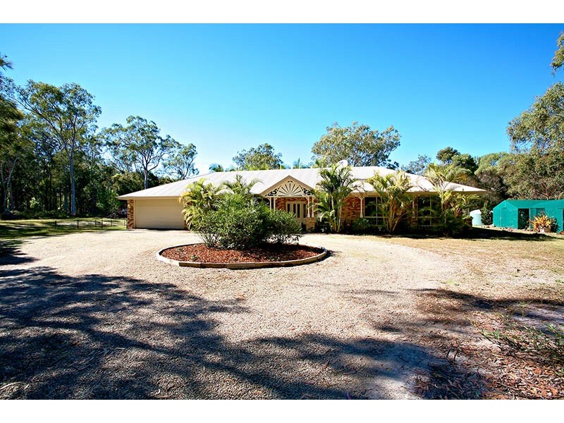 156 Orchard Rd, Redland Bay QLD 4165