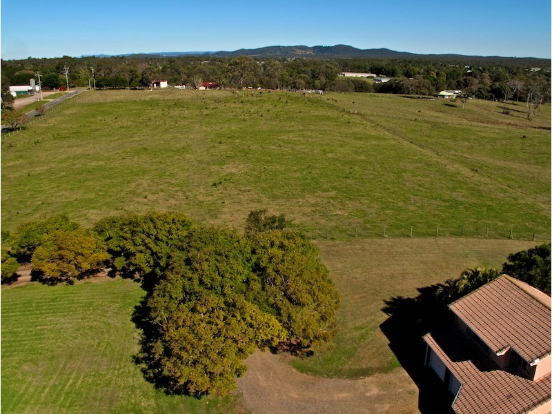 64 Kinross Road, Thornlands QLD 4164