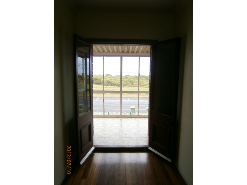 302 Queens Esplanade, Thorneside QLD 4158