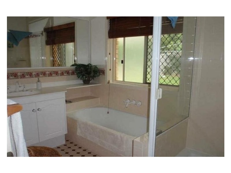 1 Surman St., Birkdale QLD 4159