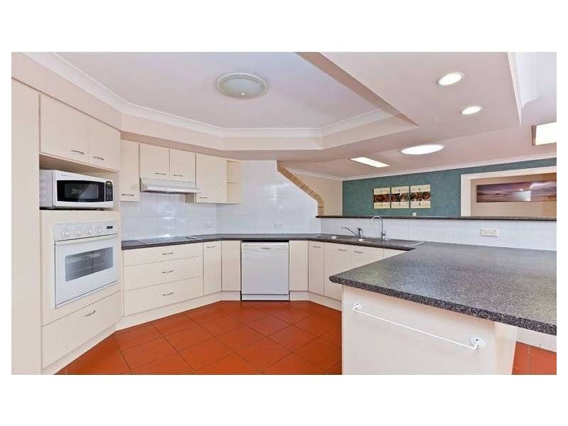 5 Horton Pl, Wellington Point QLD 4160