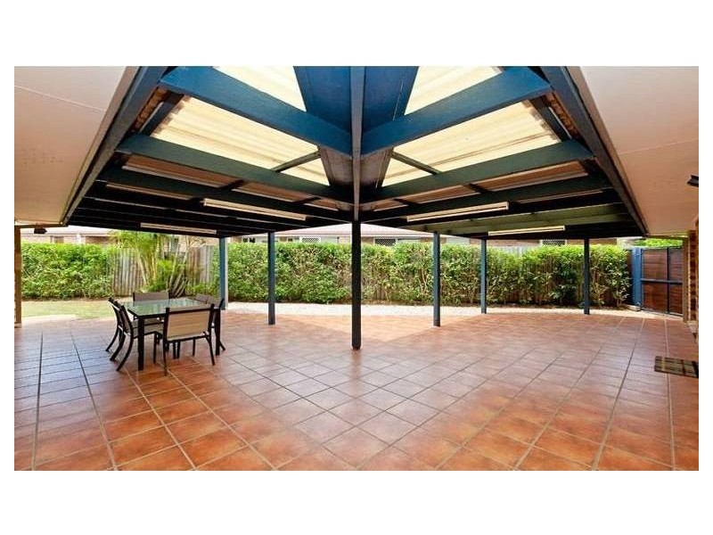 5 Horton Pl, Wellington Point QLD 4160