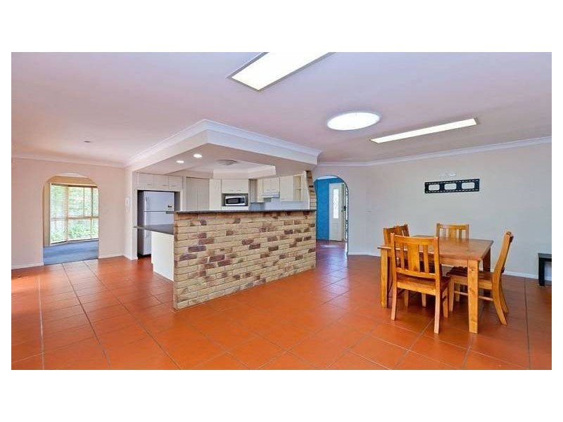 5 Horton Pl, Wellington Point QLD 4160