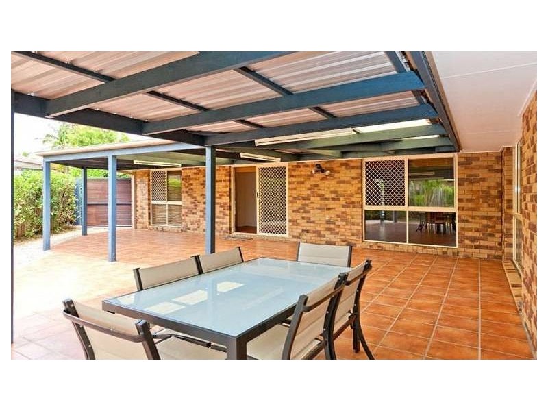 5 Horton Pl, Wellington Point QLD 4160