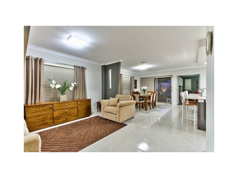 344 Stanley Rd, Carina QLD 4152