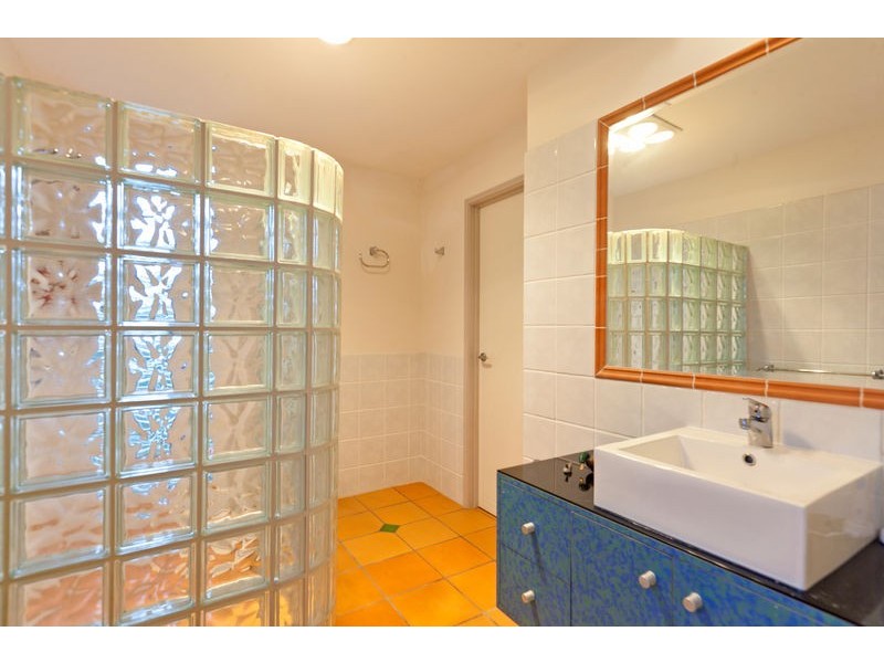 235 Main Road, Wellington Point QLD 4160