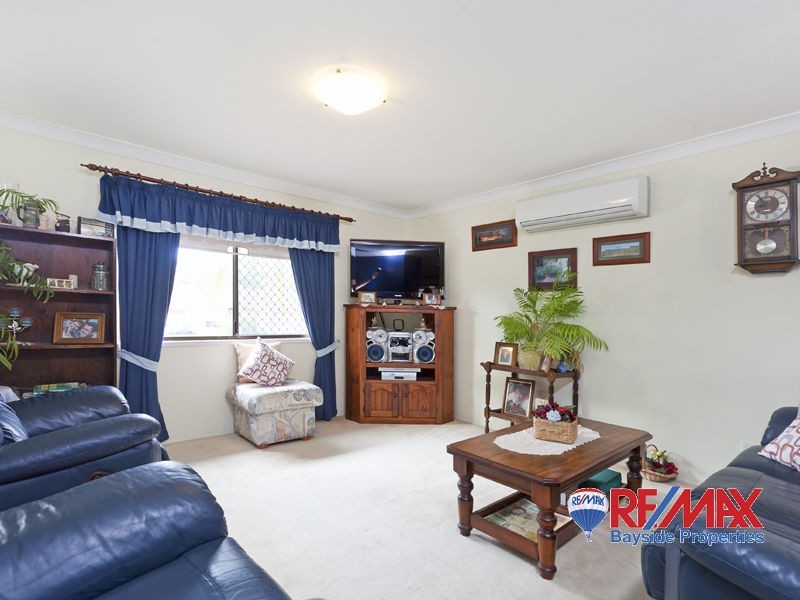 10 Downing Street, Birkdale QLD 4159