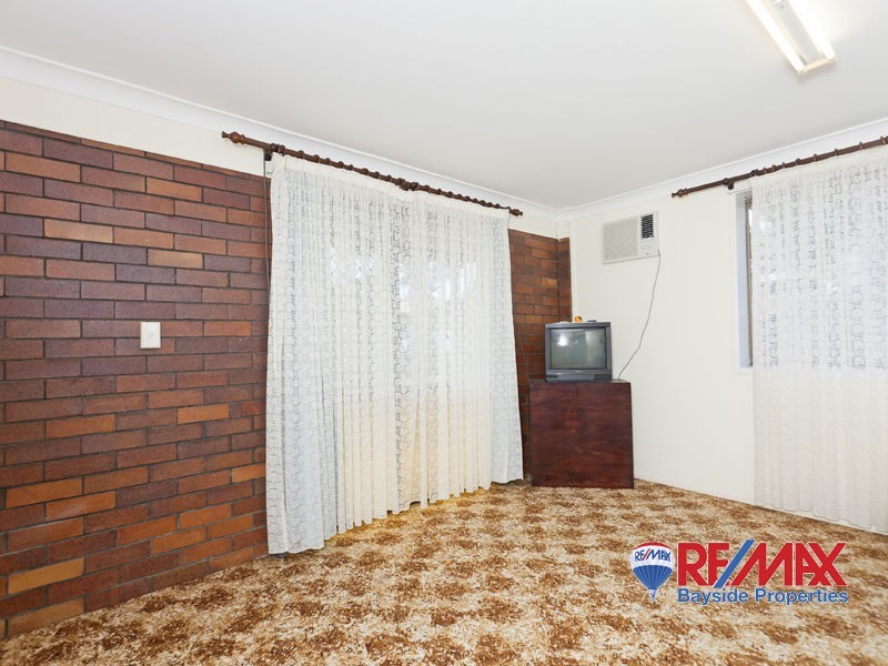 10 Downing Street, Birkdale QLD 4159