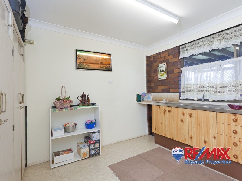 10 Downing Street, Birkdale QLD 4159