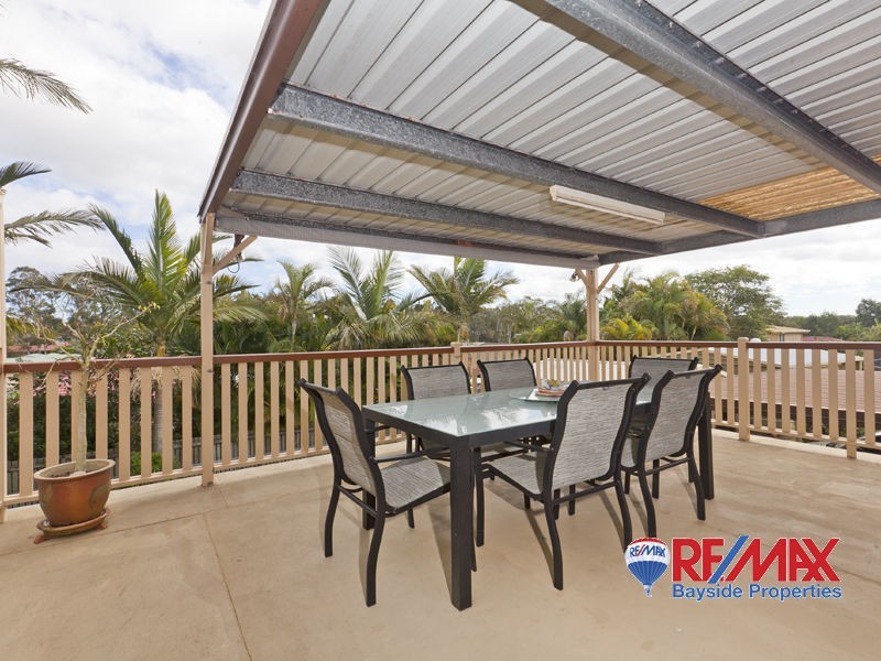 10 Downing Street, Birkdale QLD 4159