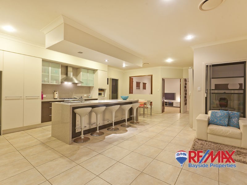 11 Alma Street, Thorneside QLD 4158