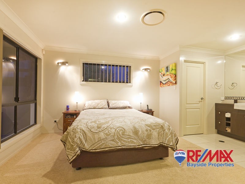 11 Alma Street, Thorneside QLD 4158