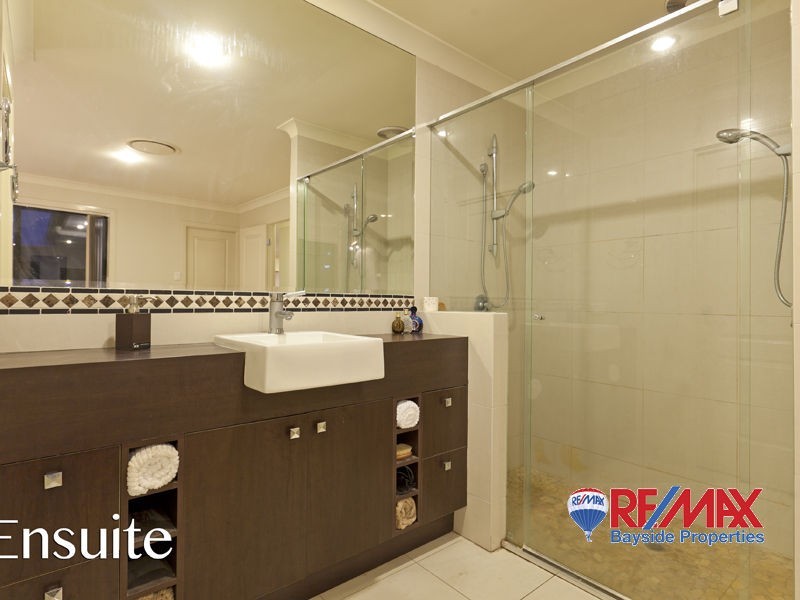 11 Alma Street, Thorneside QLD 4158