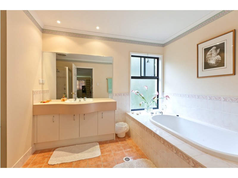 23 Springacre Road, Thornlands QLD 4164