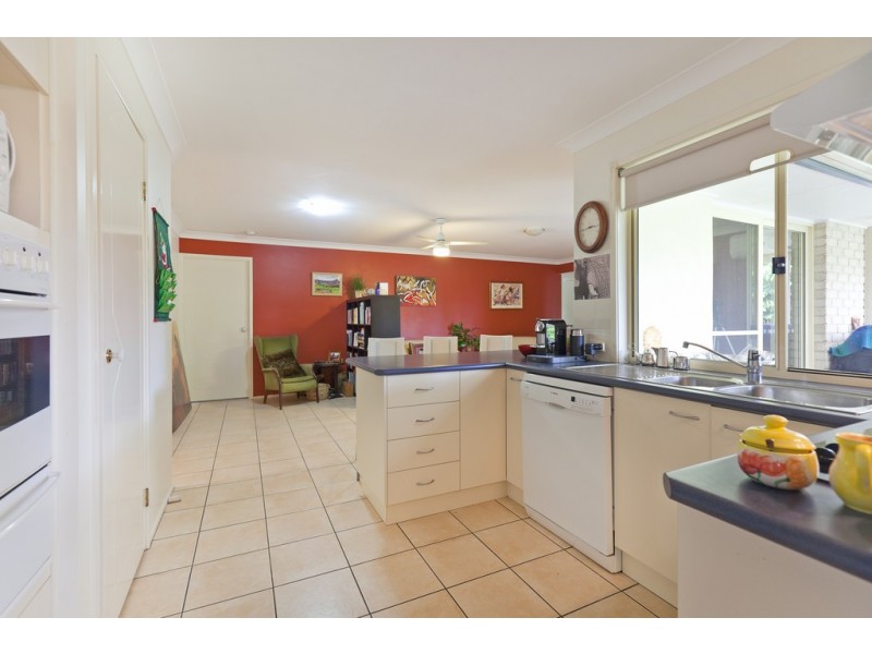 1 Tudor Pl, Alexandra Hills QLD 4161