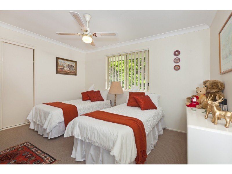 1 Tudor Pl, Alexandra Hills QLD 4161
