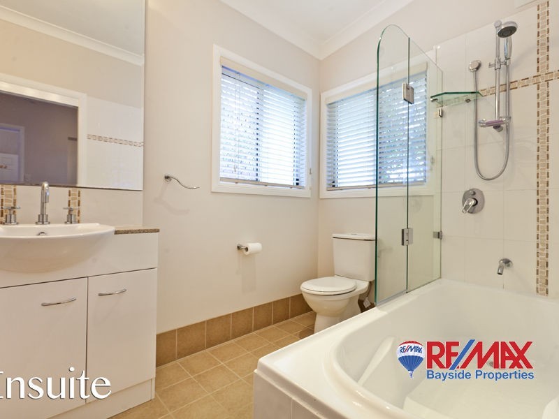 28 Claremont Street, Birkdale QLD 4159