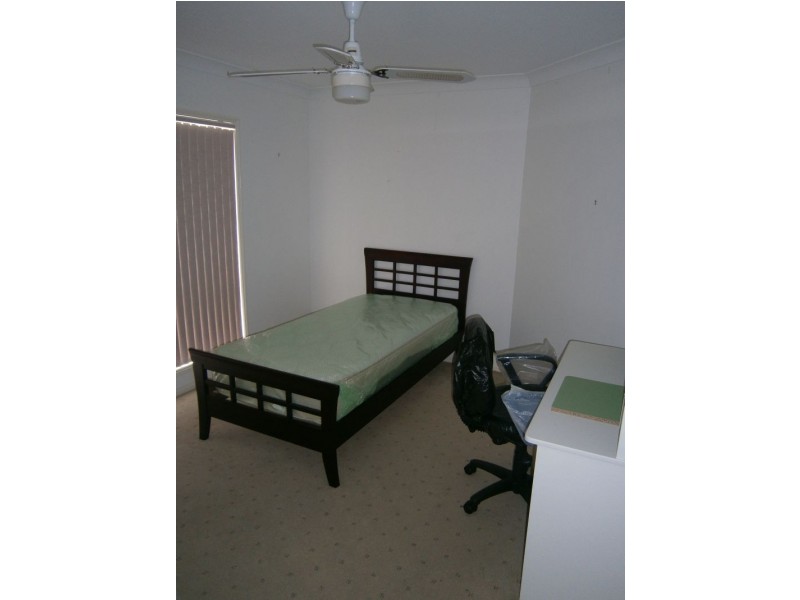26 Downwind Ct, Birkdale QLD 4159