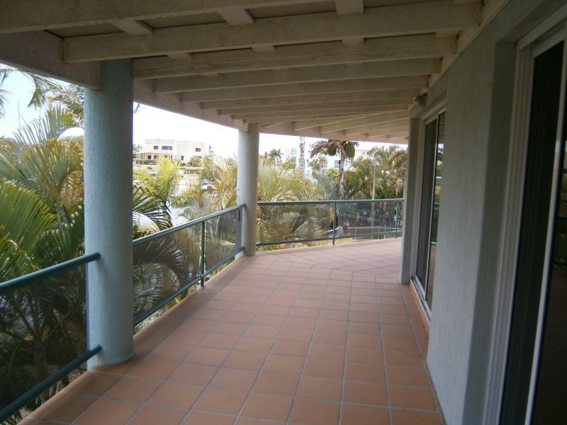 26 Downwind Ct, Birkdale QLD 4159