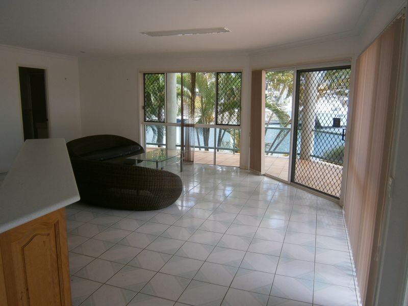 26 Downwind Ct, Birkdale QLD 4159