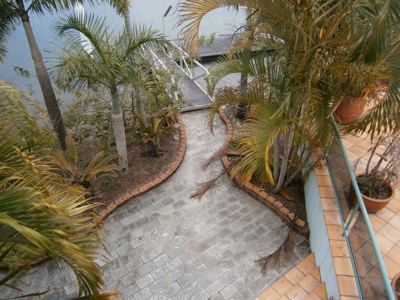 26 Downwind Ct, Birkdale QLD 4159