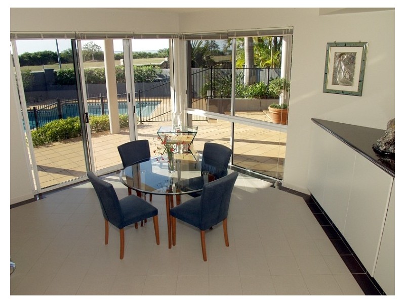 92 Mary Pleasant Drive, Birkdale QLD 4159