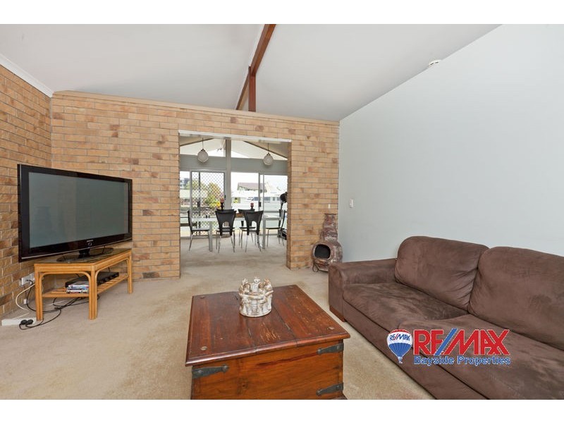 21 Compass Court, Raby Bay QLD 4163
