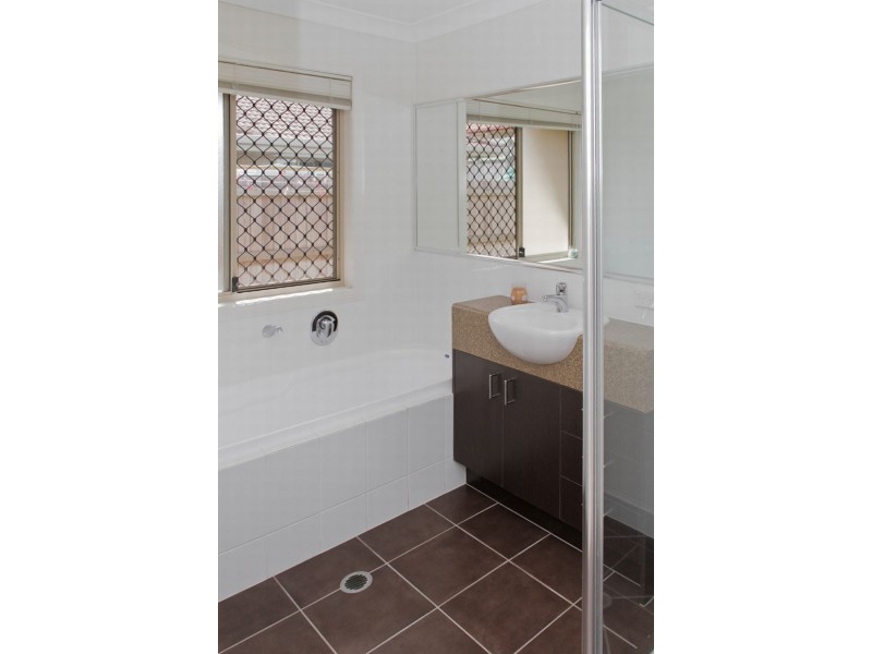 5 Timkelnik Crescent, Victoria Point QLD 4165