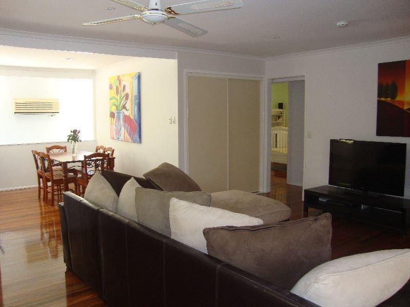 80 Summit St, Sheldon QLD 4157