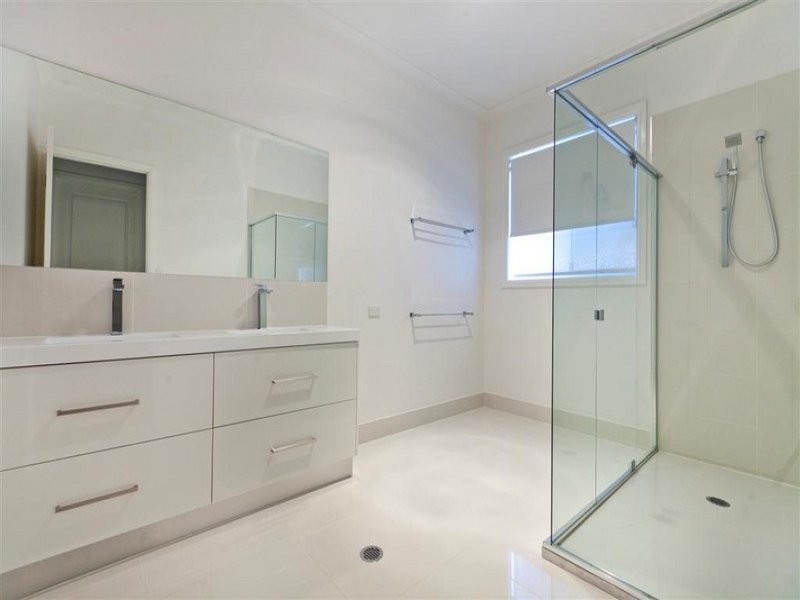 280 Queens Esp, Thorneside QLD 4158