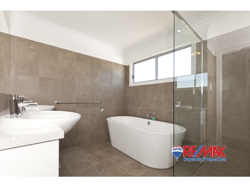29 Claremont St, Birkdale QLD 4159