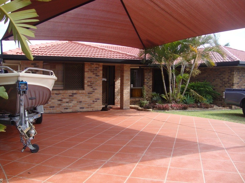 25 Devonshire Dr, Alexandra Hills QLD 4161