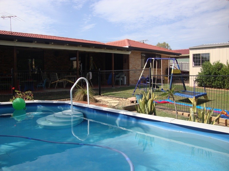25 Devonshire Dr, Alexandra Hills QLD 4161
