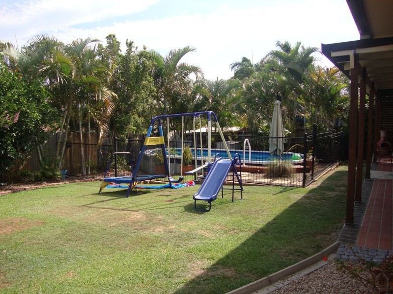 25 Devonshire Dr, Alexandra Hills QLD 4161