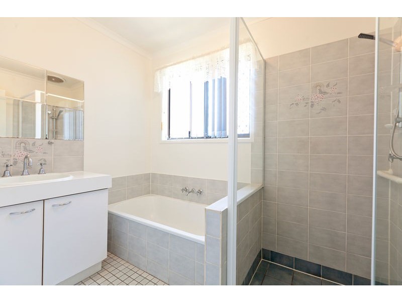 2 Aintree Court, Capalaba QLD 4157