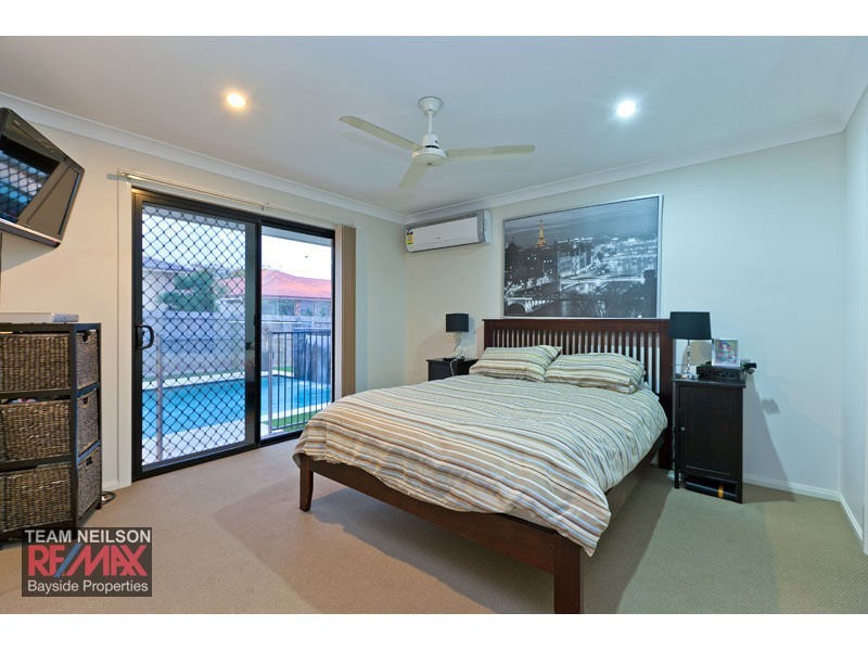 37 Cypress St, Redland Bay QLD 4165