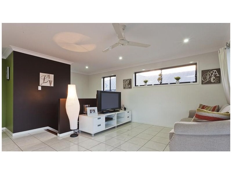 1 Mill Street, Redland Bay QLD 4165
