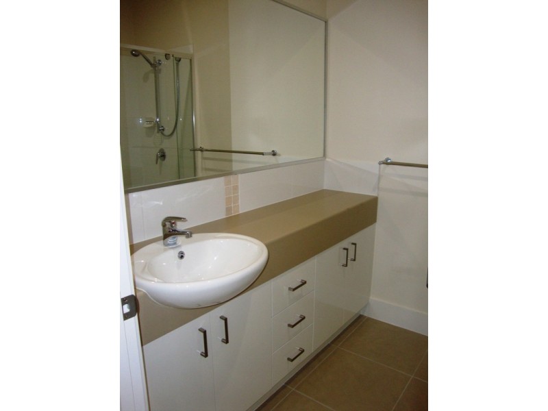 Unit 3, 104 Wynyard St, Cleveland QLD 4163