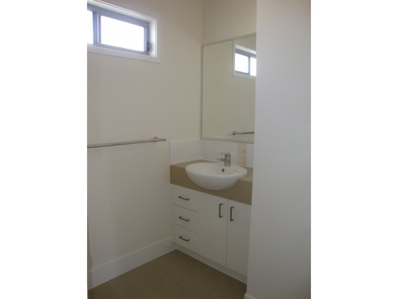 Unit 3, 104 Wynyard St, Cleveland QLD 4163