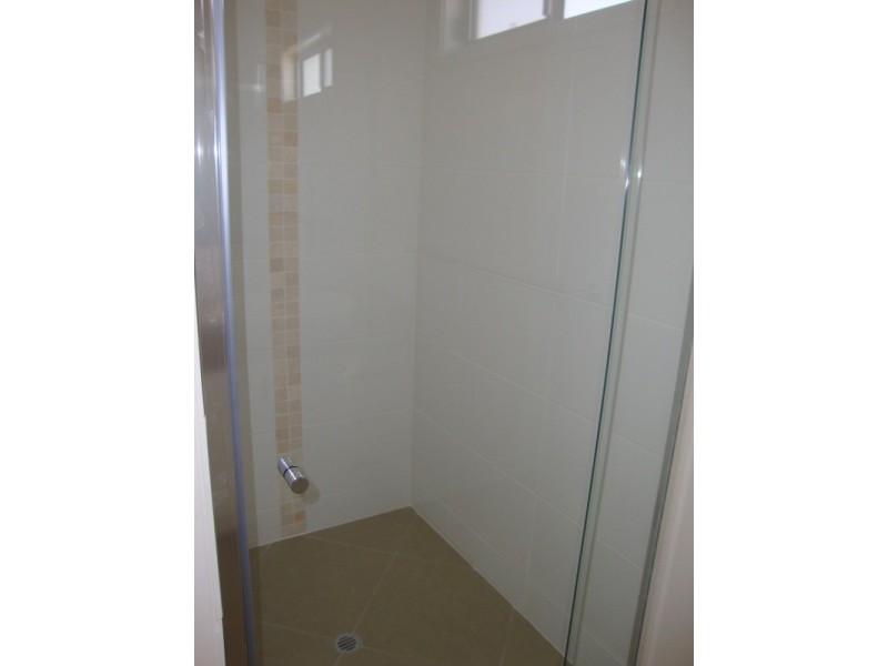 Unit 3, 104 Wynyard St, Cleveland QLD 4163