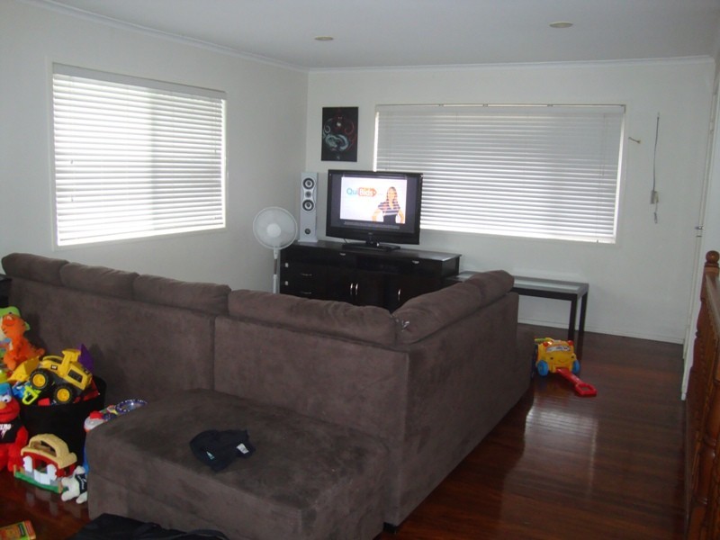 24 Vienna Rd, Alexandra Hills QLD 4161