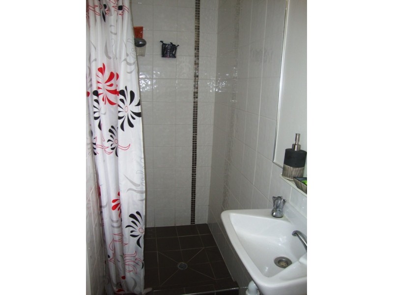 24 Vienna Rd, Alexandra Hills QLD 4161