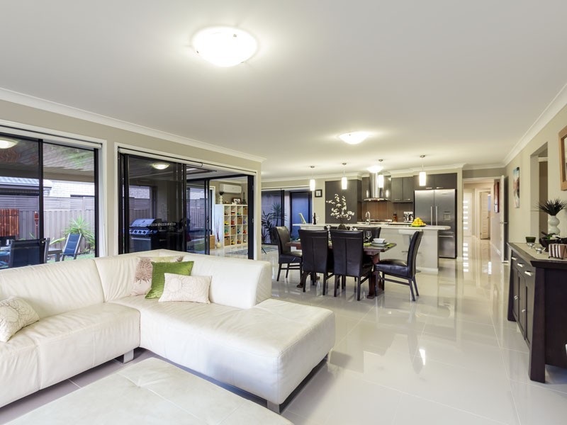 28 Pentecost Place, Redland Bay QLD 4165