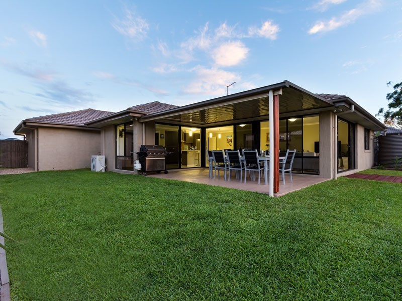 28 Pentecost Place, Redland Bay QLD 4165