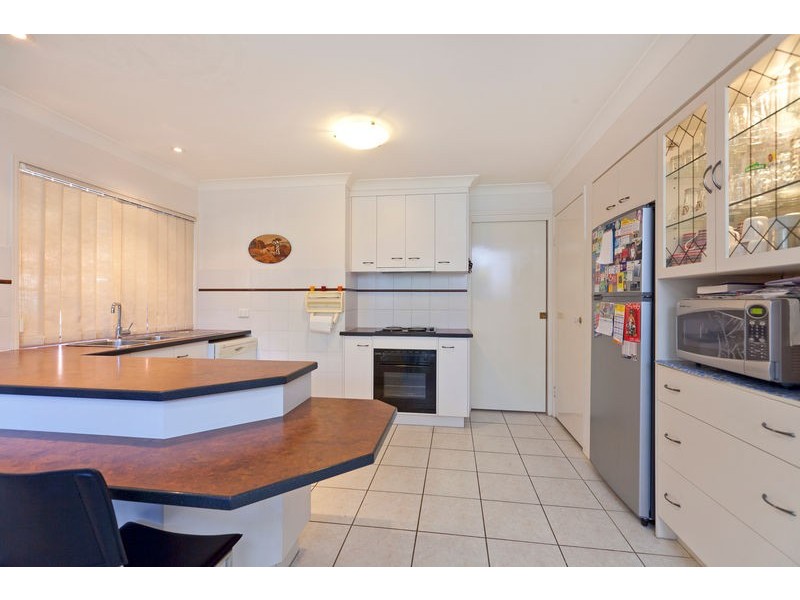 22 Carinyan Drive, Birkdale QLD 4159