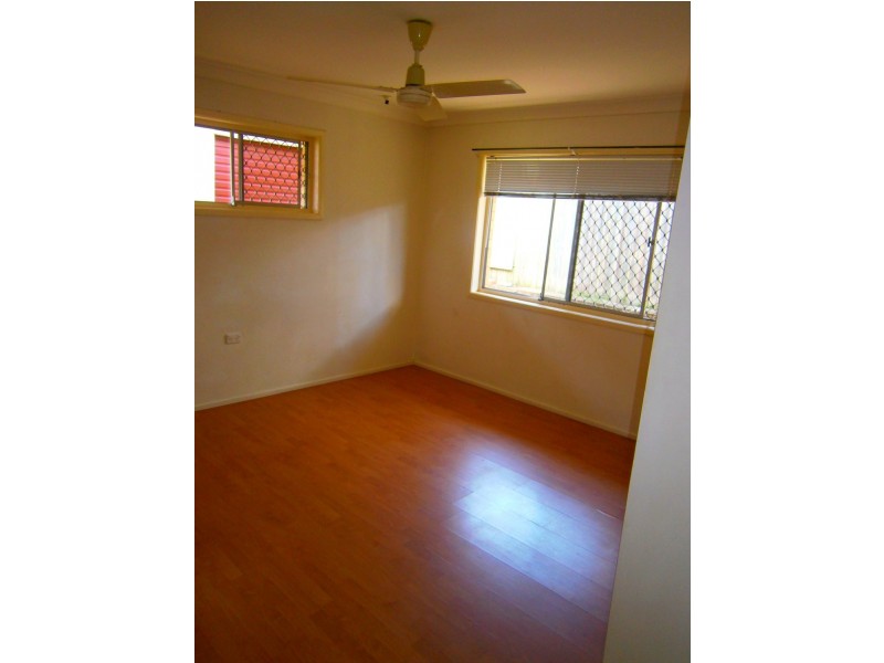 4 Edinburgh Street, Alexandra Hills QLD 4161