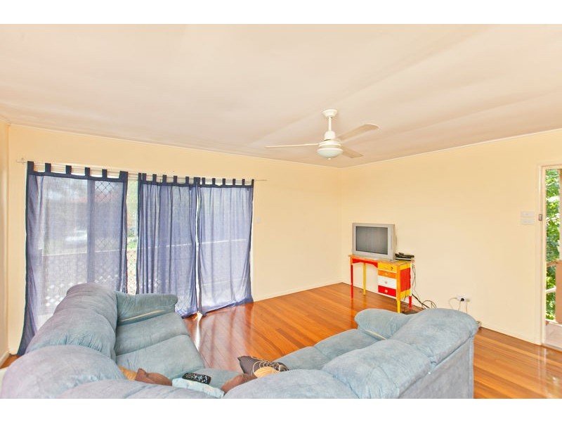 83 Cavell Street, Birkdale QLD 4159